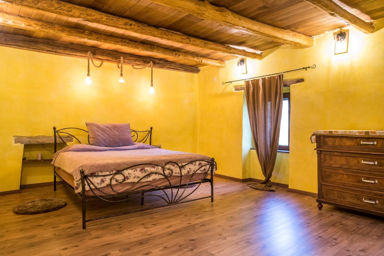 Seki Sest Villa Socerga Exterior foto